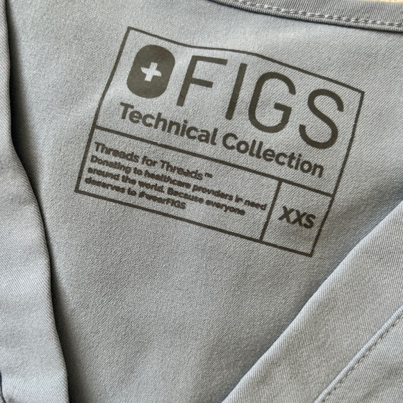 Figs Scrub Set - Picture 2 of 5